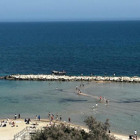 Front Beach Apartment - 3 Bedrooms Bari Exterior foto